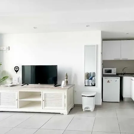 Sun - Casa Vera By Rentalfue Apartment